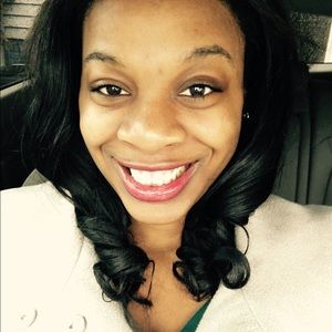 Meet your Posher, Alexus